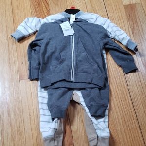 NWT Carter's Baby Boy Size 9 Month 2 Outfit Set